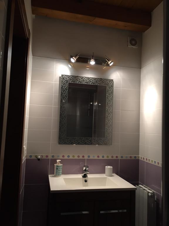 Pensjonat Casa Salto De Roldan Apiés Zewnętrze zdjęcie